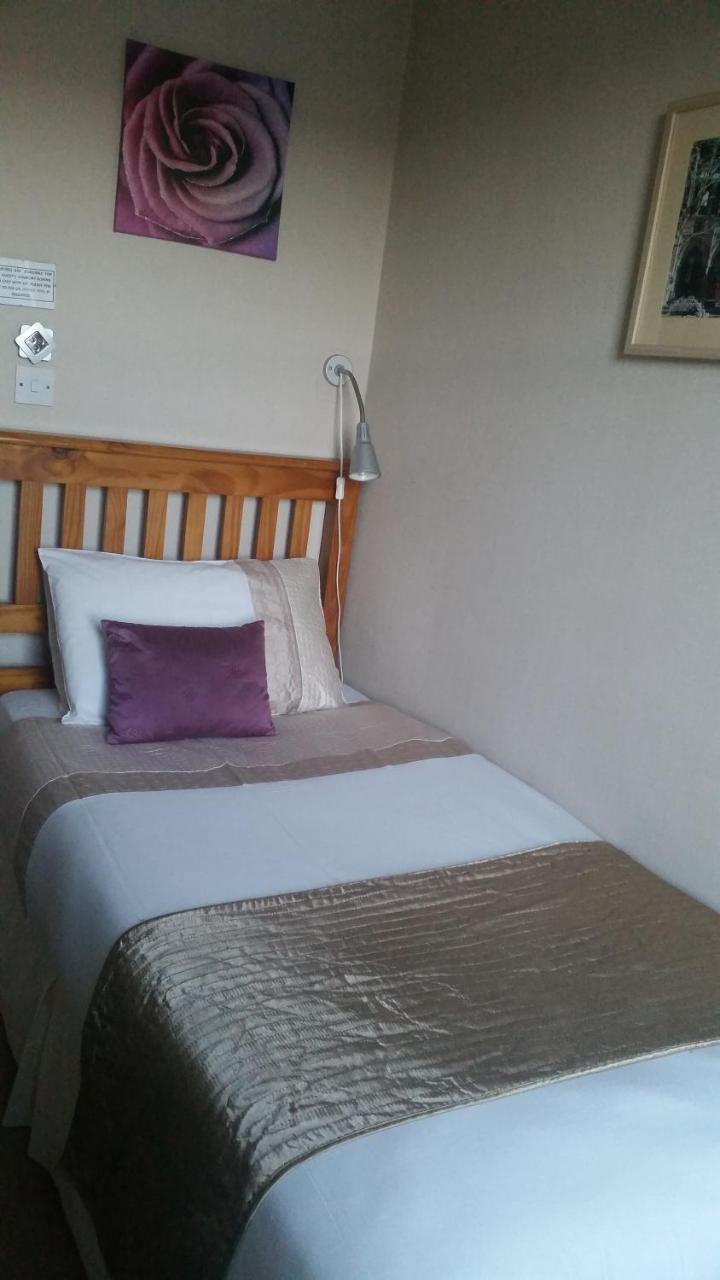 Broomfield House Bed And Breakfast Earlston ภายนอก รูปภาพ